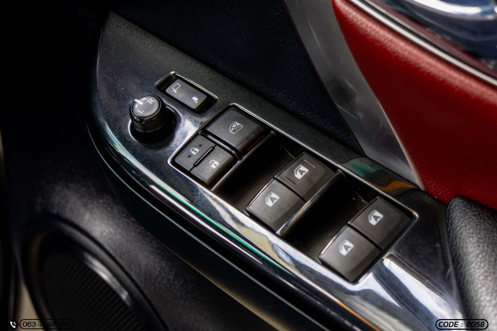 Toyota FORTUNER 2.8 LEGENDER BLACK TOP (MY20) - ภาพย่อที่ 24