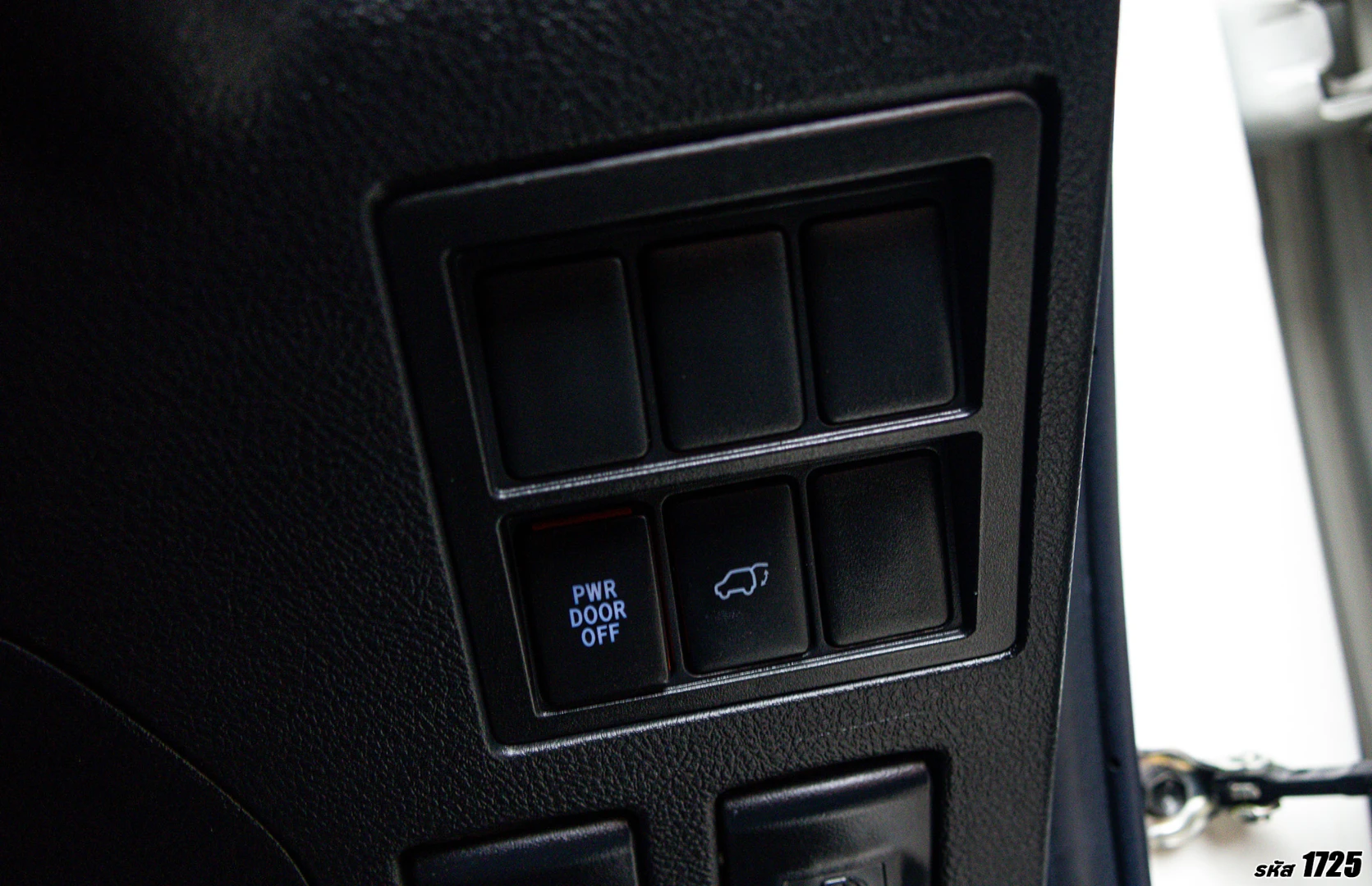 Toyota FORTUNER 2.4 V (MY15) (MNC) - ภาพย่อที่ 26