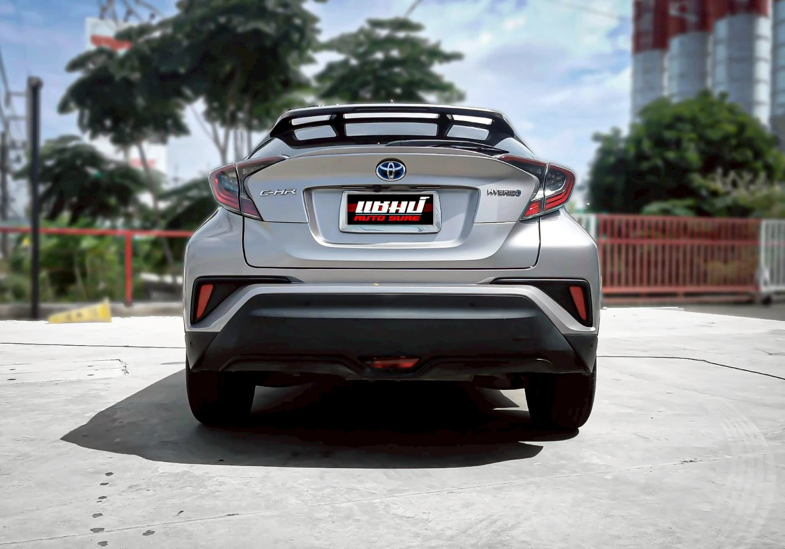 Toyota C-HR 1.8 HYBRID MID - ภาพย่อที่ 4