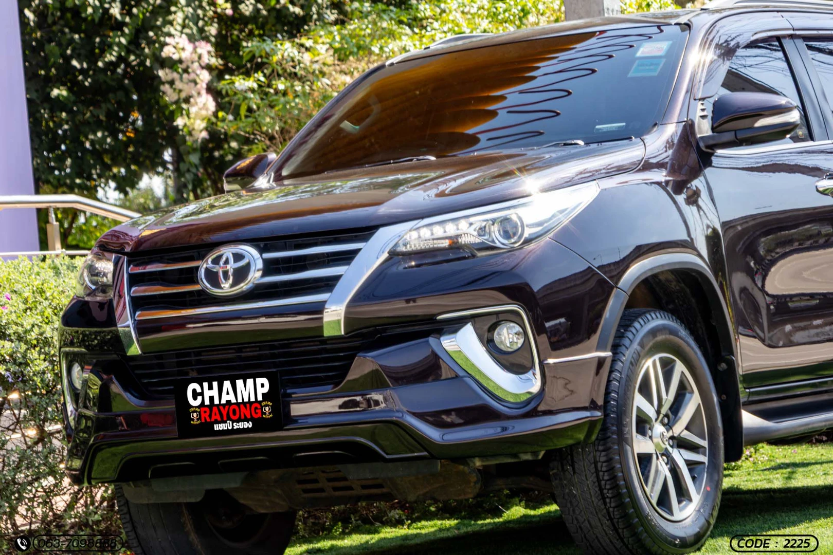 Toyota FORTUNER 2.8 V (MY15) - ภาพย่อที่ 3
