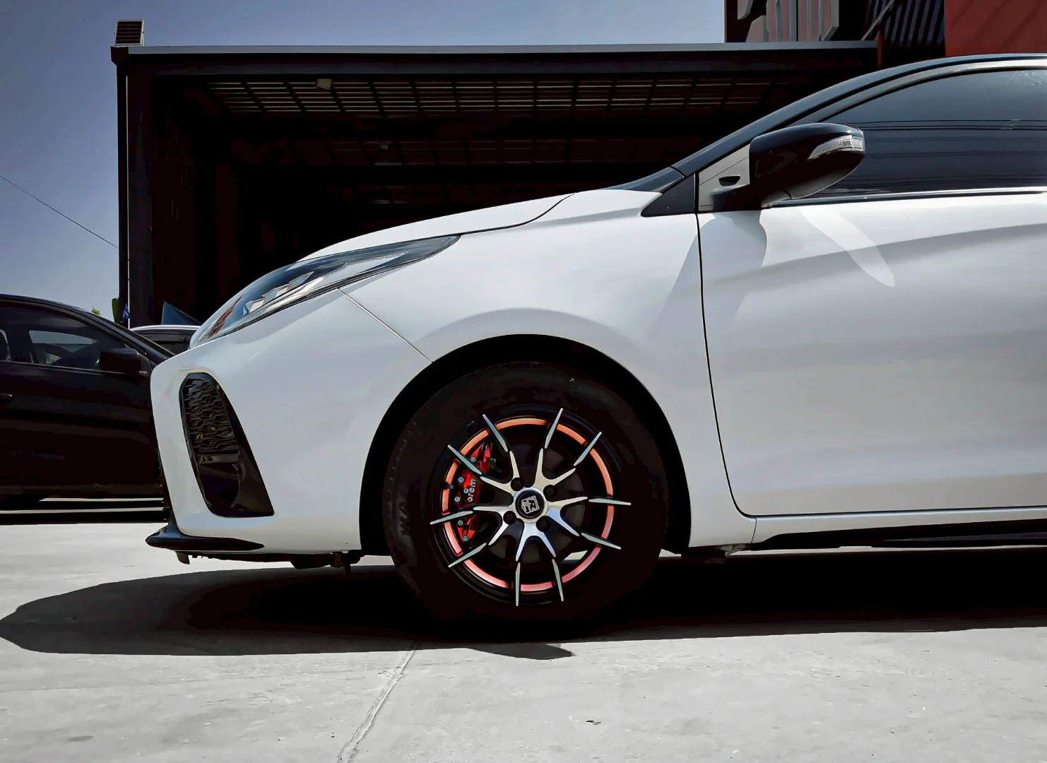 Toyota YARIS 1.2 SPORT PREMIUM (BLACK ROOF) (MY20) (MNC) - ภาพย่อที่ 4