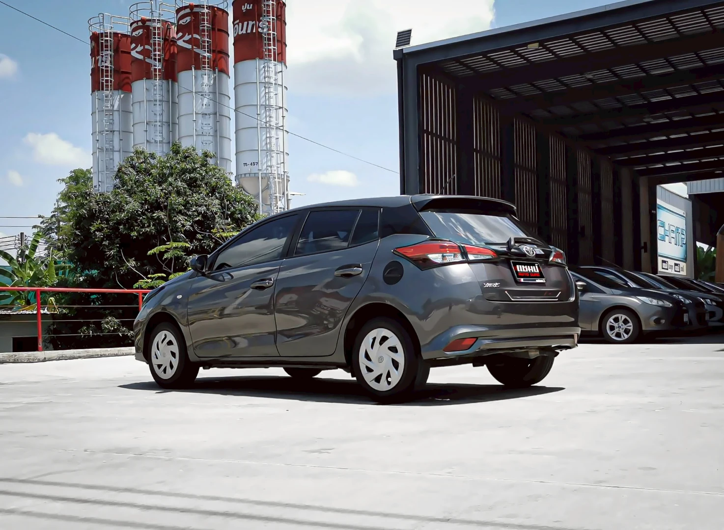 Toyota YARIS 1.2 ENTRY (MY20) - ภาพย่อที่ 4