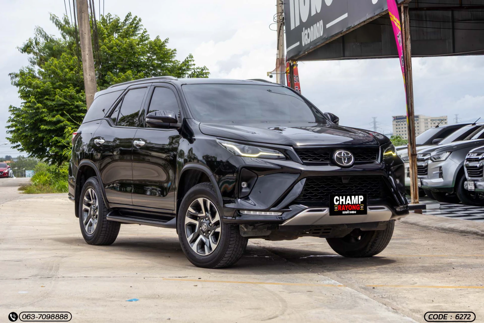 Toyota FORTUNER 2.4 LEADER G (MY22) - ภาพย่อที่ 3