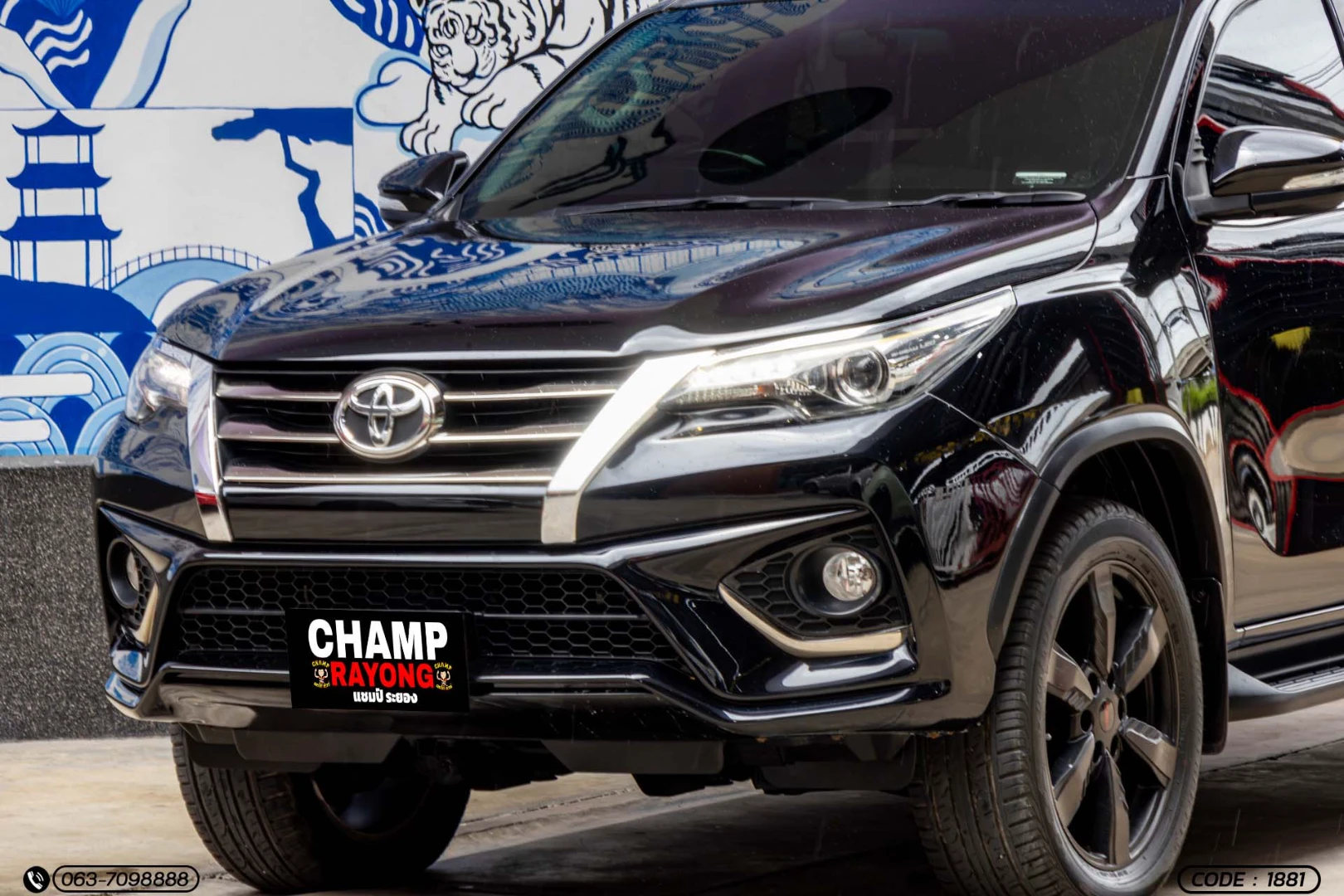 Toyota FORTUNER 2.8 V TRD SPORTIVO 4WD (MY15) (MNC) - ภาพย่อที่ 3