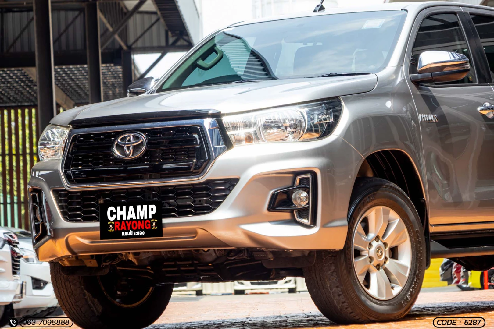 Toyota HILUX REVO DOUBLE CAB 2.4 E PRERUNNER - ภาพย่อที่ 4