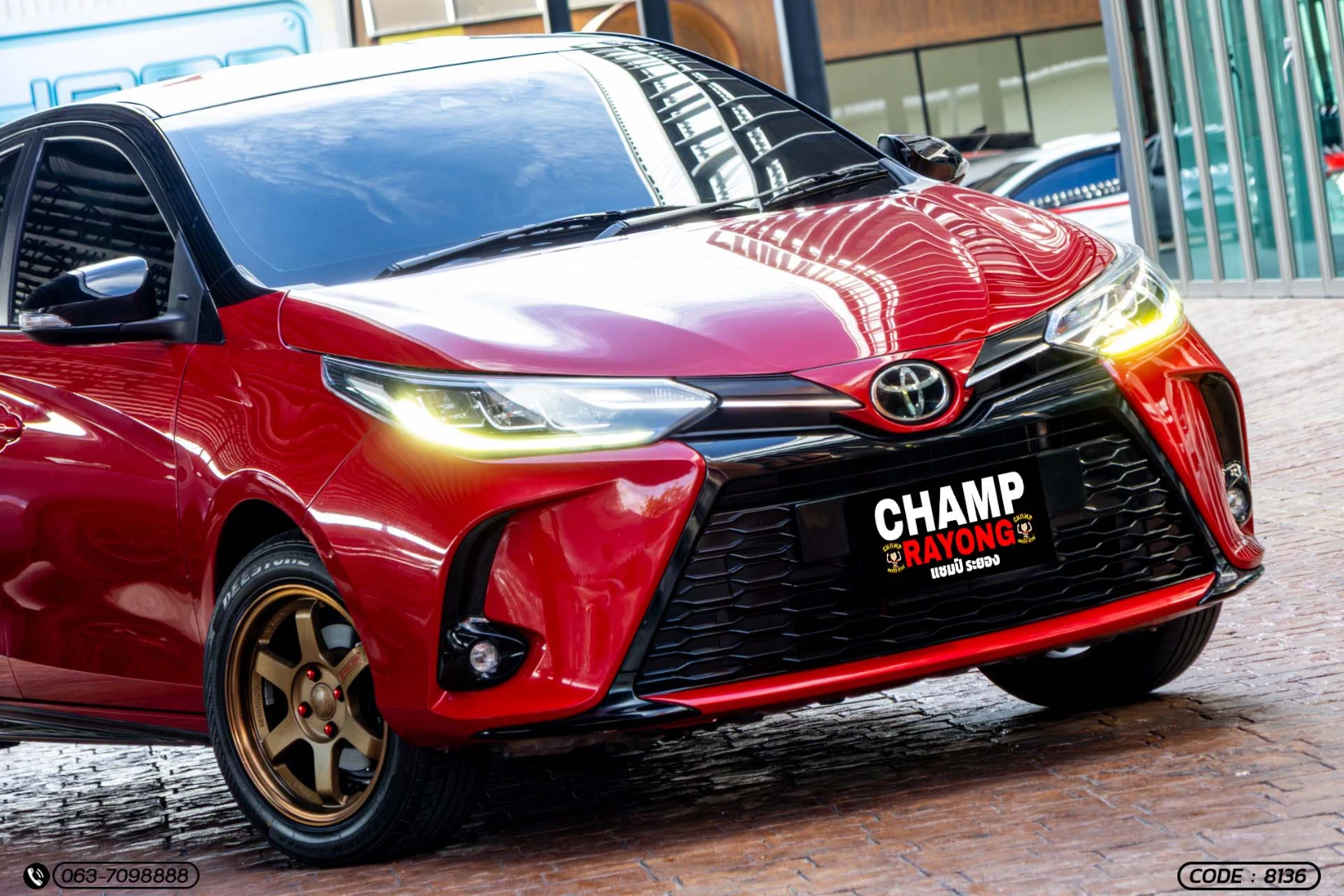 Toyota YARIS 1.2 SPORT PREMIUM (BLACK ROOF) (MY20) - ภาพย่อที่ 4