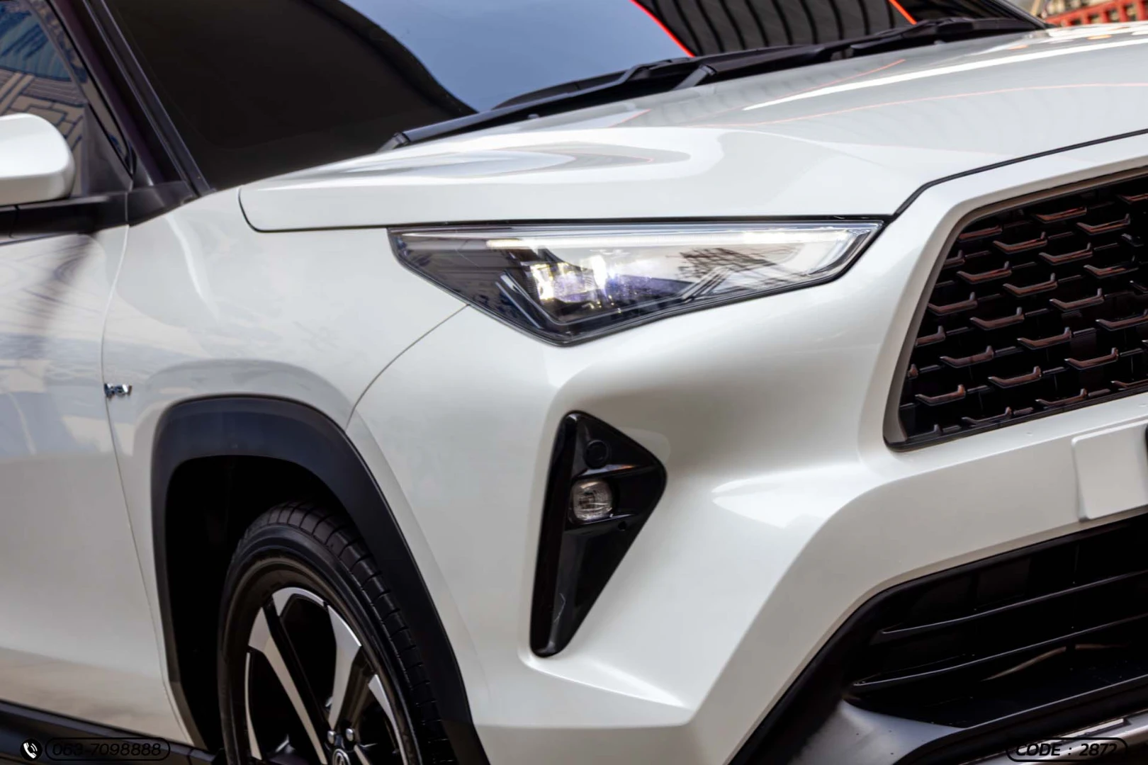 Toyota YARIS CROSS 1.5 HEV PREMIUM - ภาพย่อที่ 4