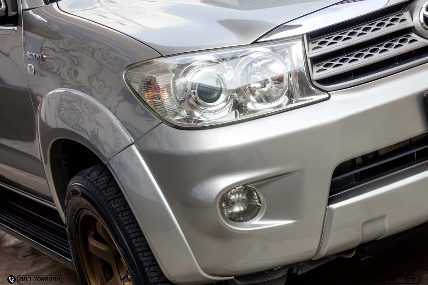 Toyota FORTUNER 3.0 V 2WD (MNC) - ภาพย่อที่ 4