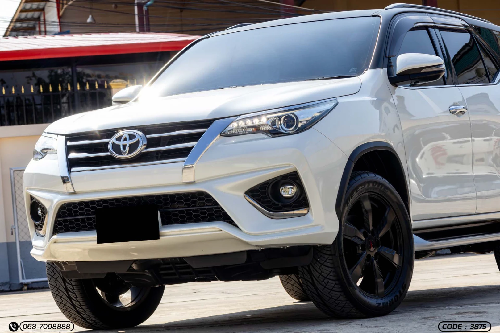 Toyota FORTUNER 2.8 V TRD SPORTIVO II (MY15) (MNC) - ภาพย่อที่ 4