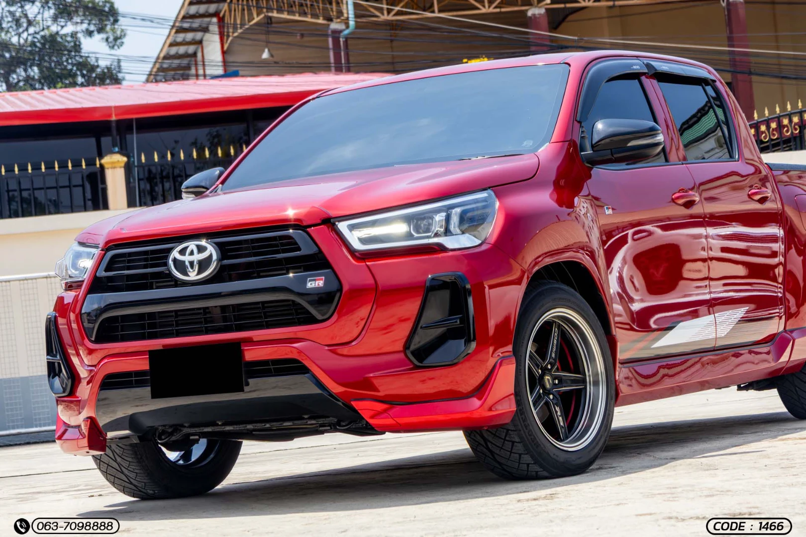 Toyota HILUX REVO DOUBLE CAB 2.8 GR SPORT (MY22) - ภาพย่อที่ 4