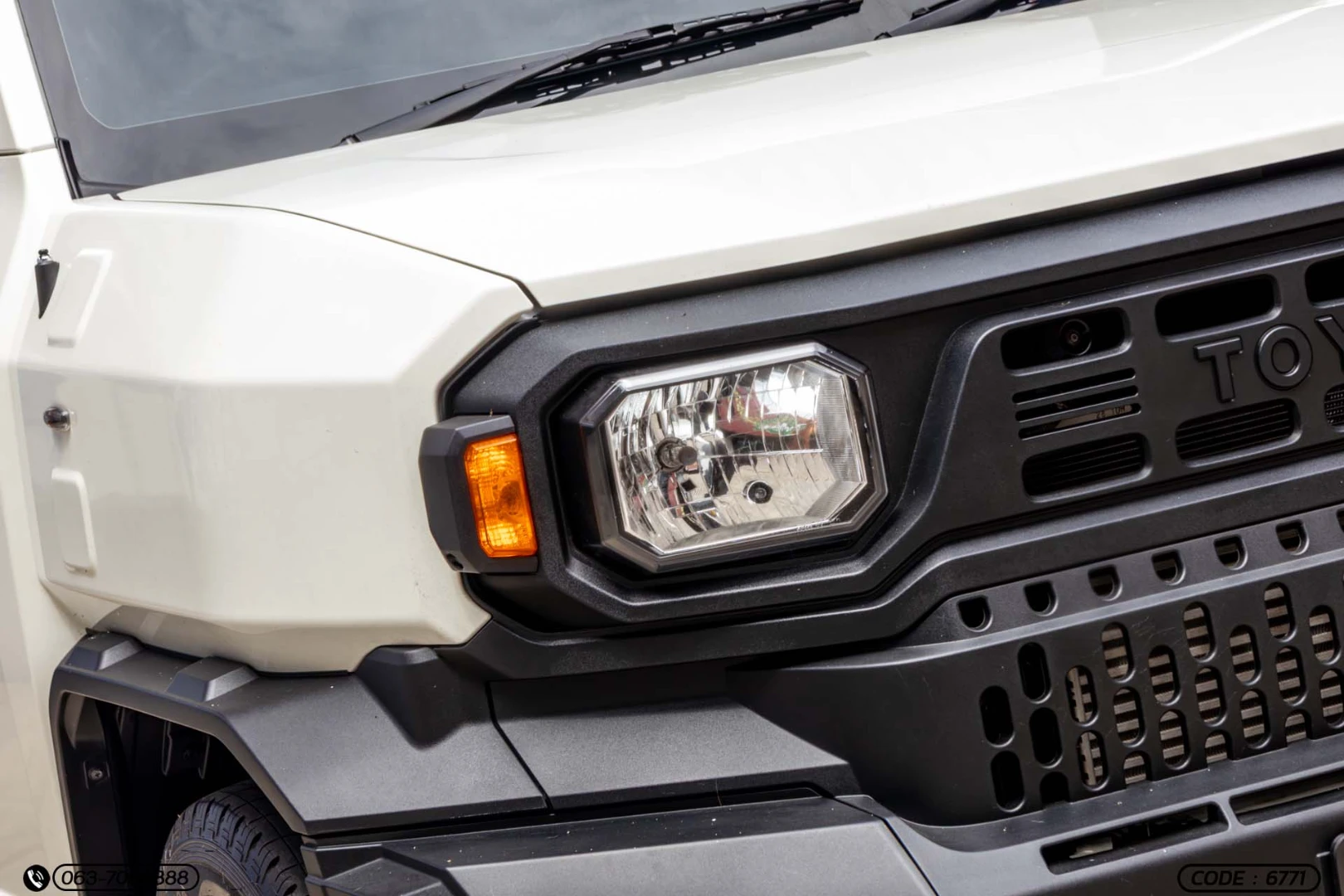 Toyota HILUX CHAMP 2.4 LWB C&C - ภาพย่อที่ 4
