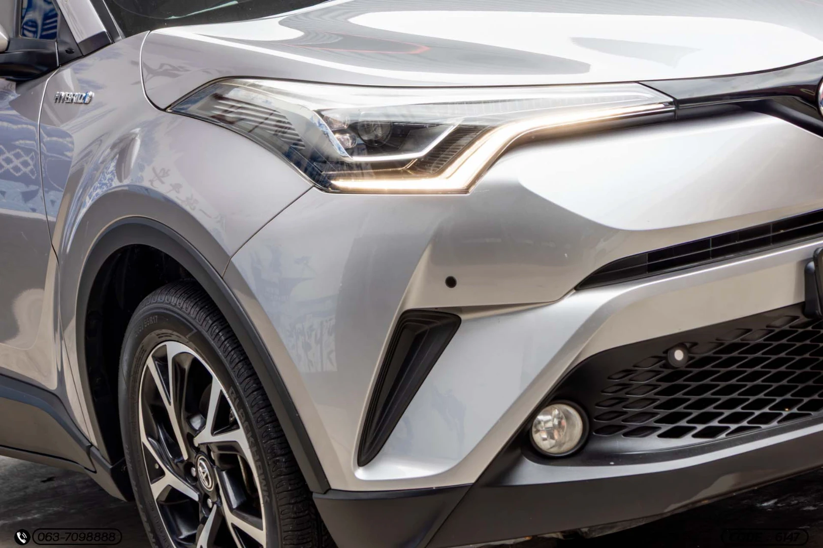Toyota C-HR 1.8 HYBRID MID - ภาพย่อที่ 4