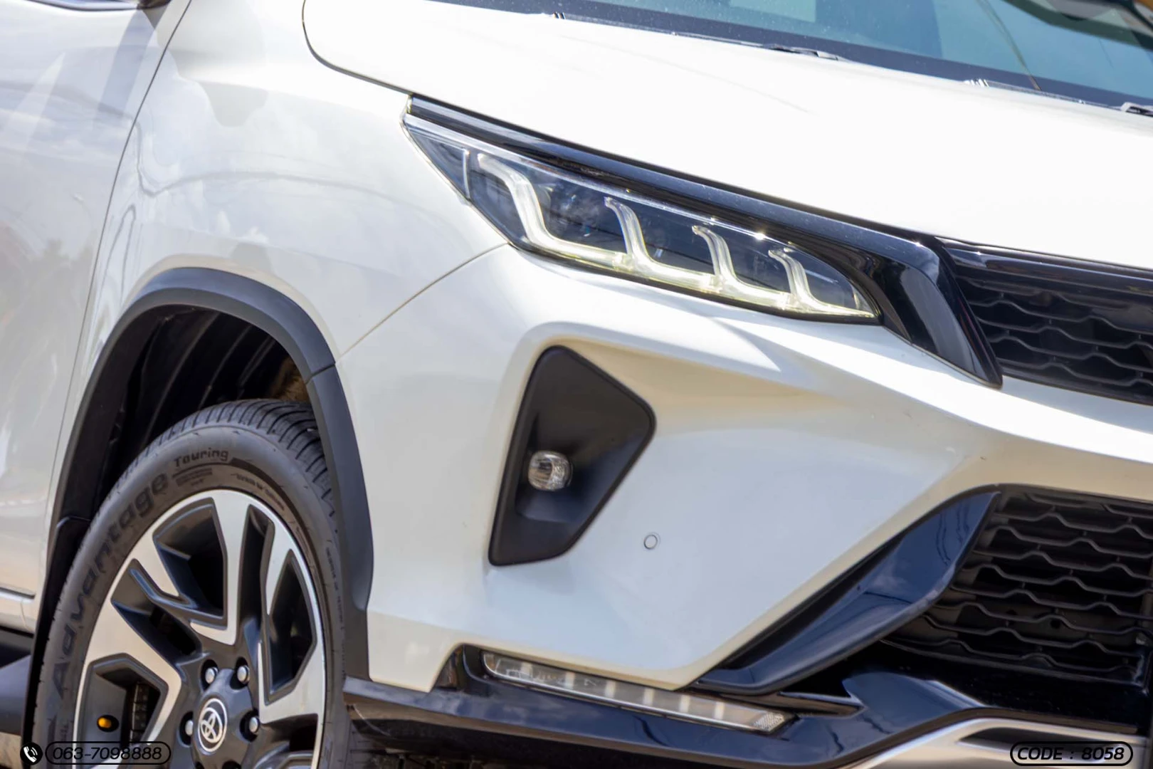 Toyota FORTUNER 2.8 LEGENDER BLACK TOP (MY20) - ภาพย่อที่ 5