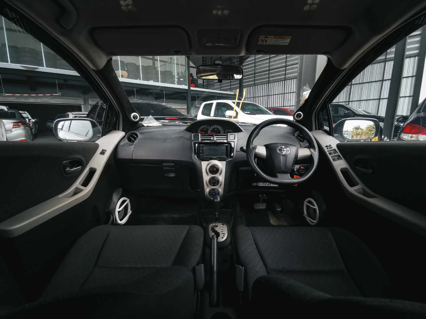 Toyota YARIS 1.5 E (MNC) - ภาพย่อที่ 6