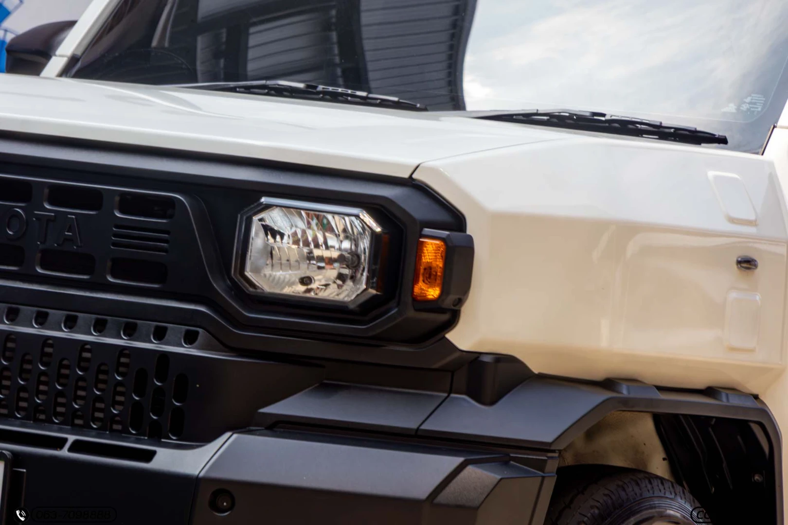 Toyota HILUX CHAMP 2.4 LWB C&C - ภาพย่อที่ 5