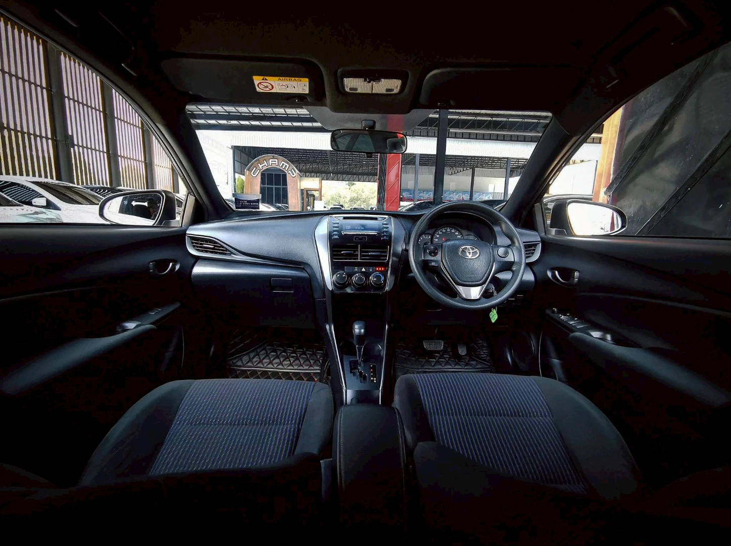 Toyota YARIS 1.2 ENTRY (MY20) - ภาพย่อที่ 6