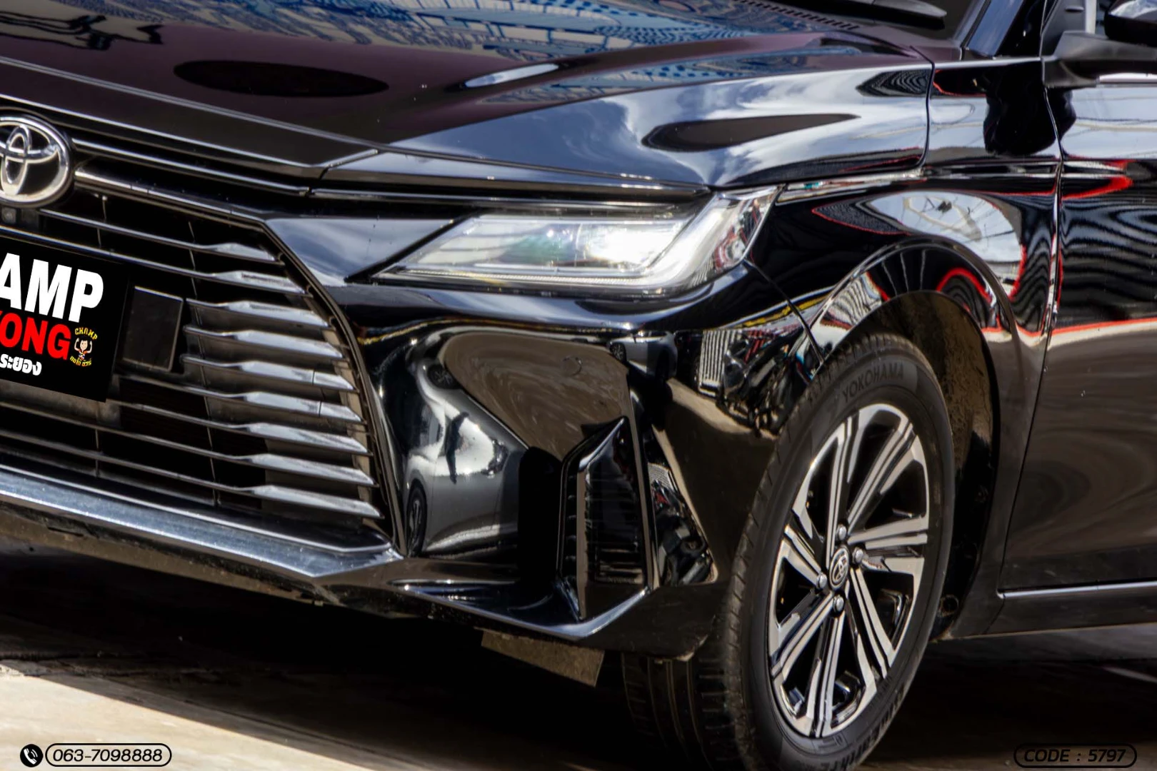 Toyota YARIS ATIV 1.2 PREMIUM (MY22) - ภาพย่อที่ 5