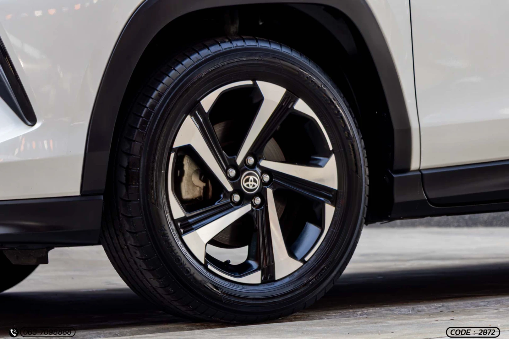 Toyota YARIS CROSS 1.5 HEV PREMIUM - ภาพย่อที่ 6