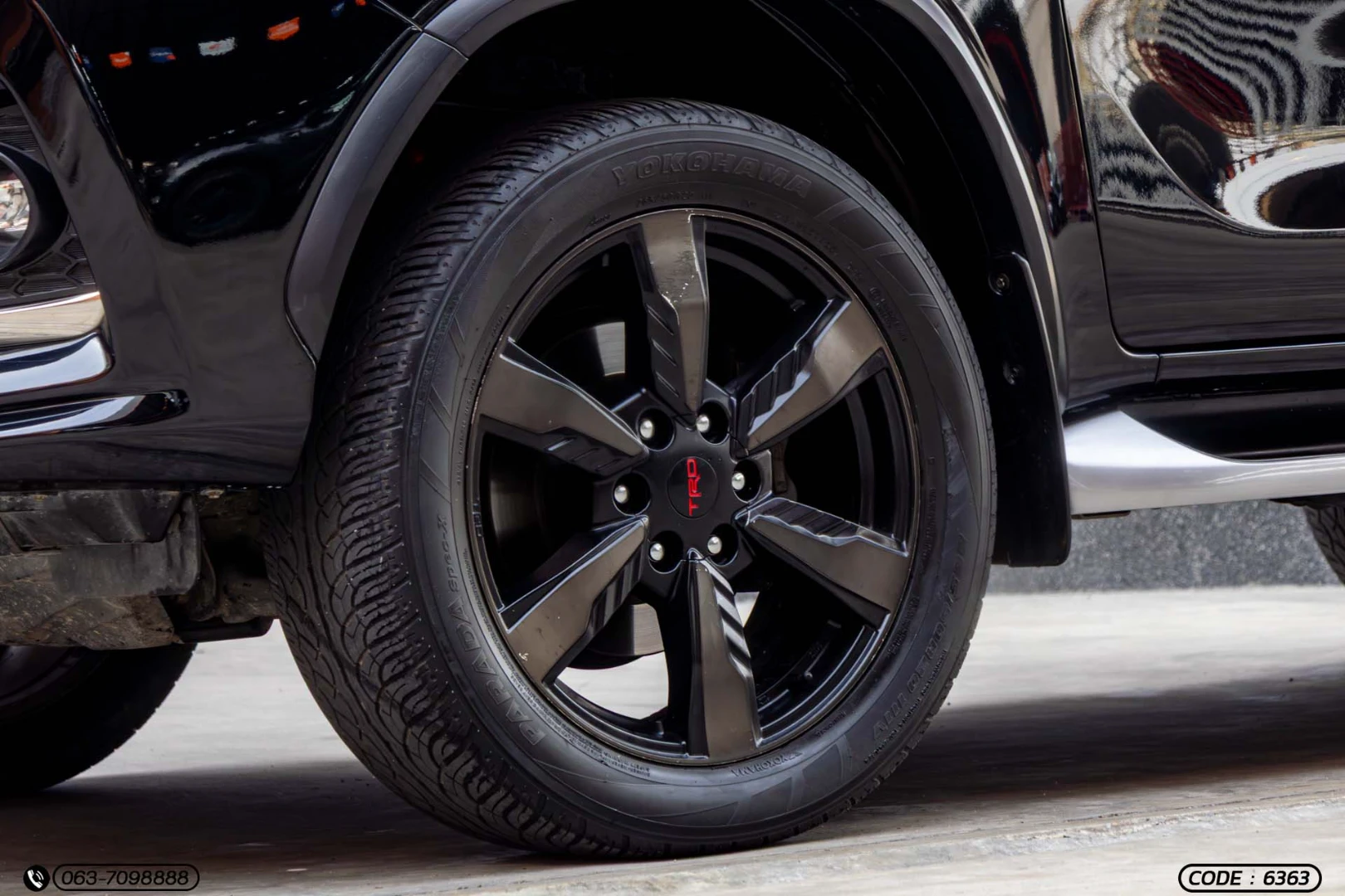 Toyota FORTUNER 2.8 V TRD SPORTIVO 4WD (MY15) (MNC) - ภาพย่อที่ 6