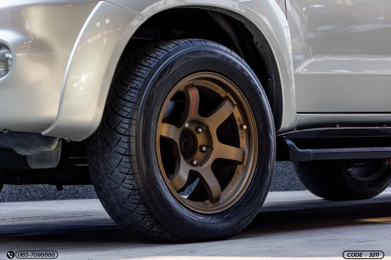 Toyota FORTUNER 3.0 V 2WD (MNC) - ภาพย่อที่ 6