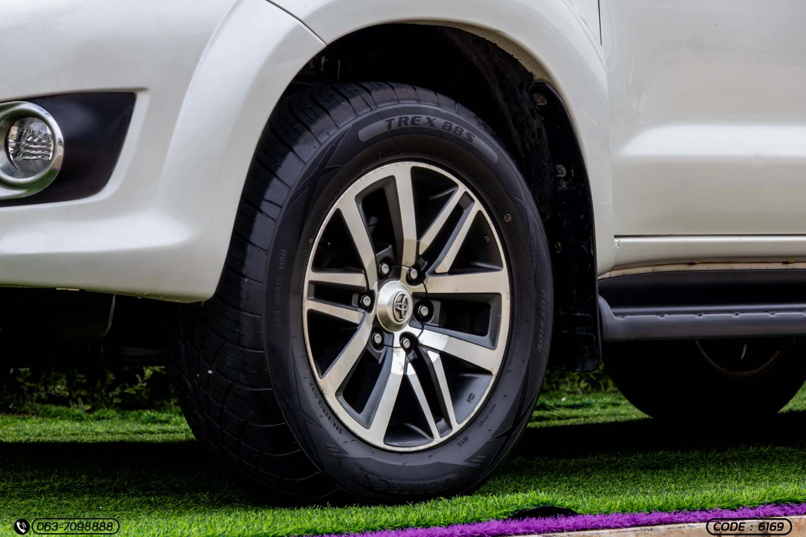 Toyota FORTUNER 3.0 V 4WD (CHAMP) - ภาพย่อที่ 6