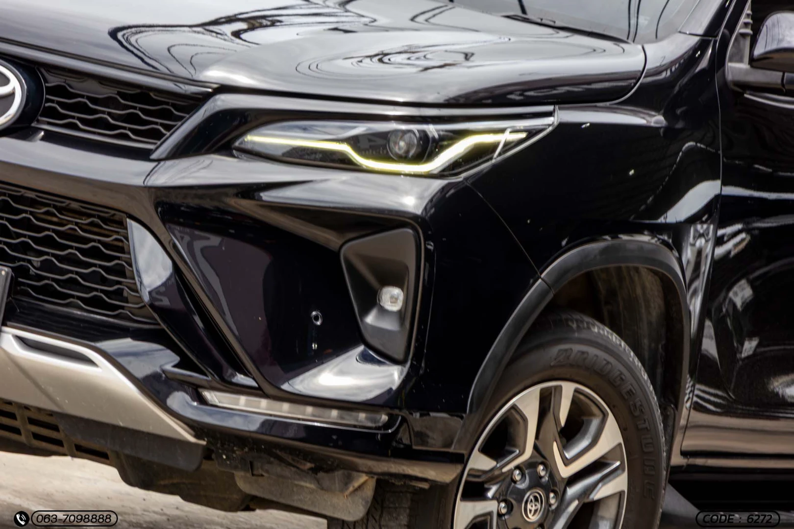 Toyota FORTUNER 2.4 LEADER G (MY22) - ภาพย่อที่ 6