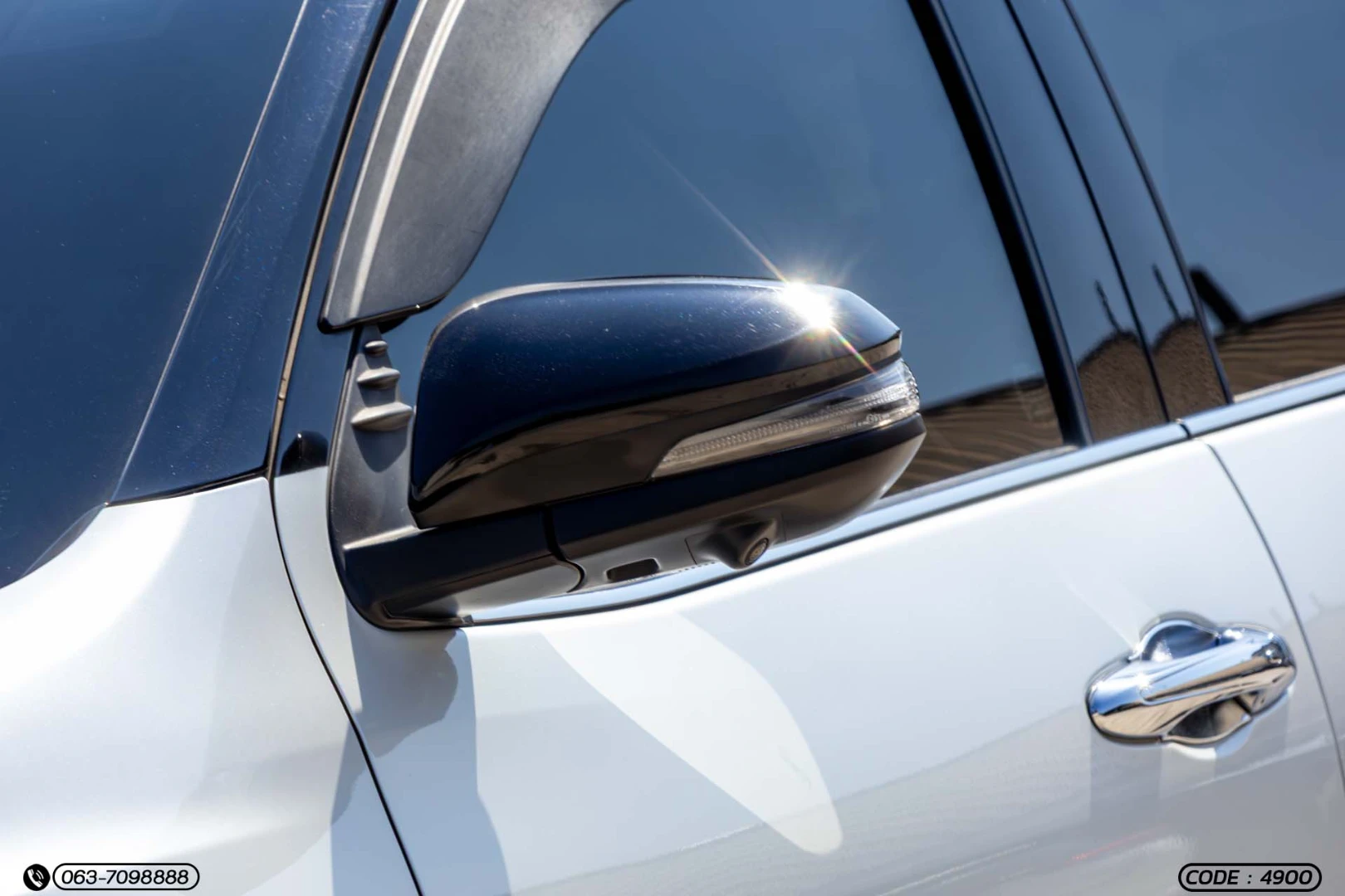 Toyota FORTUNER 2.8 LEGENDER BLACK TOP 4WD (MY20) - ภาพย่อที่ 6