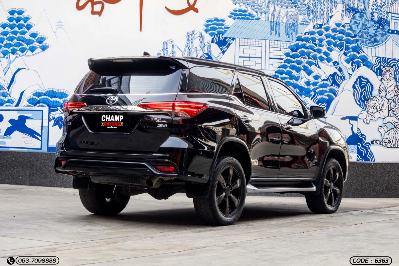 Toyota FORTUNER 2.8 V TRD SPORTIVO 4WD (MY15) (MNC) - ภาพย่อที่ 7