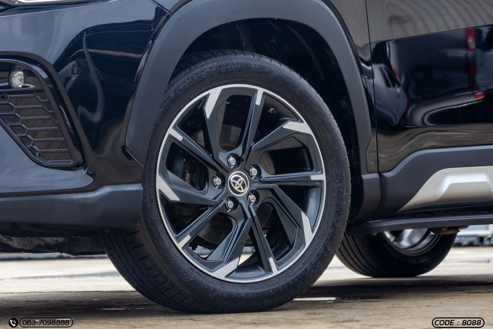 Toyota COROLLA CROSS 1.8 HYBRID GR SPORT - ภาพย่อที่ 7
