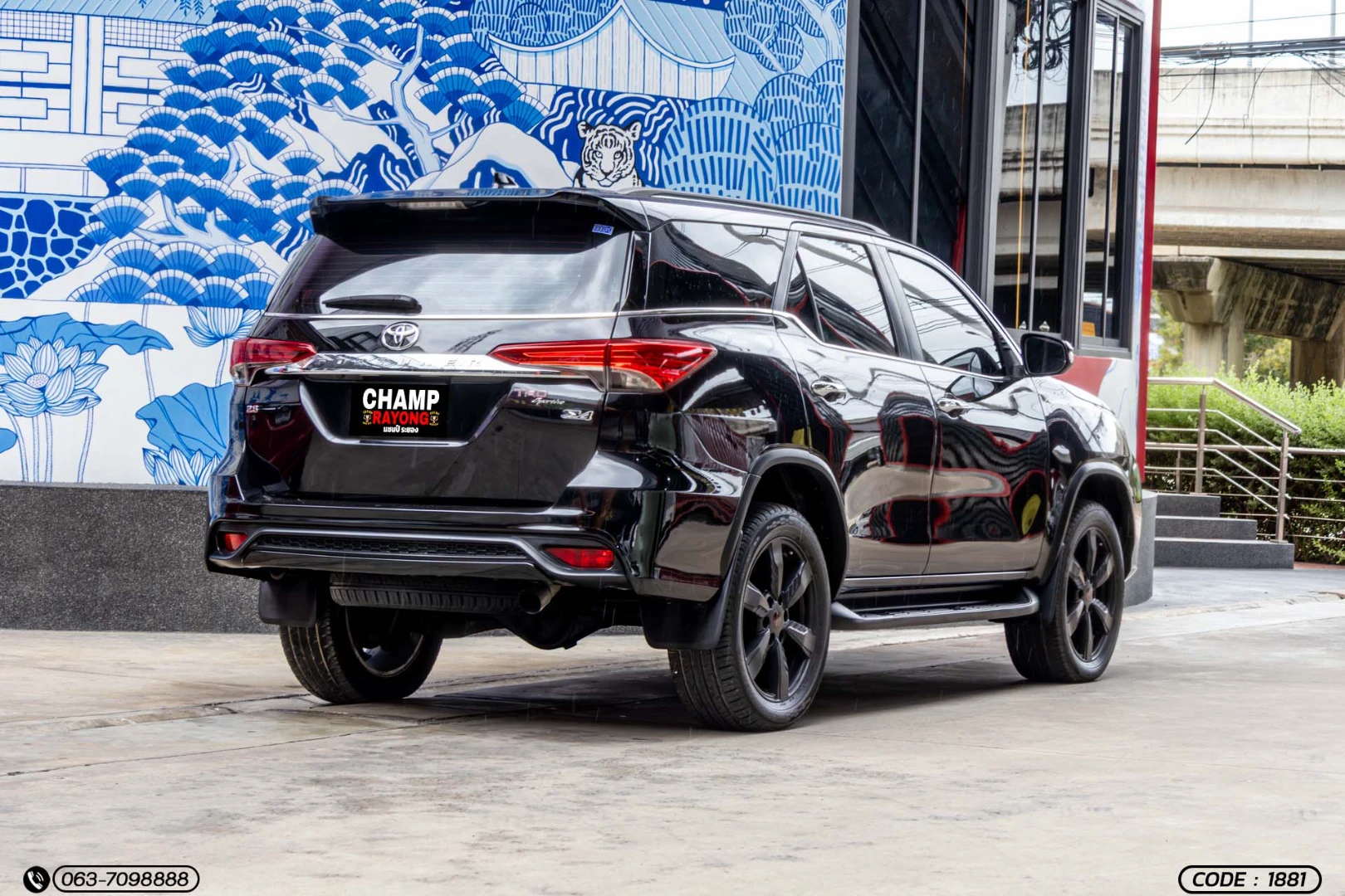 Toyota FORTUNER 2.8 V TRD SPORTIVO 4WD (MY15) (MNC) - ภาพย่อที่ 7