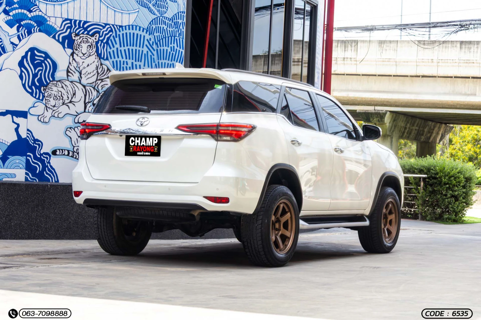 Toyota FORTUNER 2.4 V (MY20) - ภาพย่อที่ 7