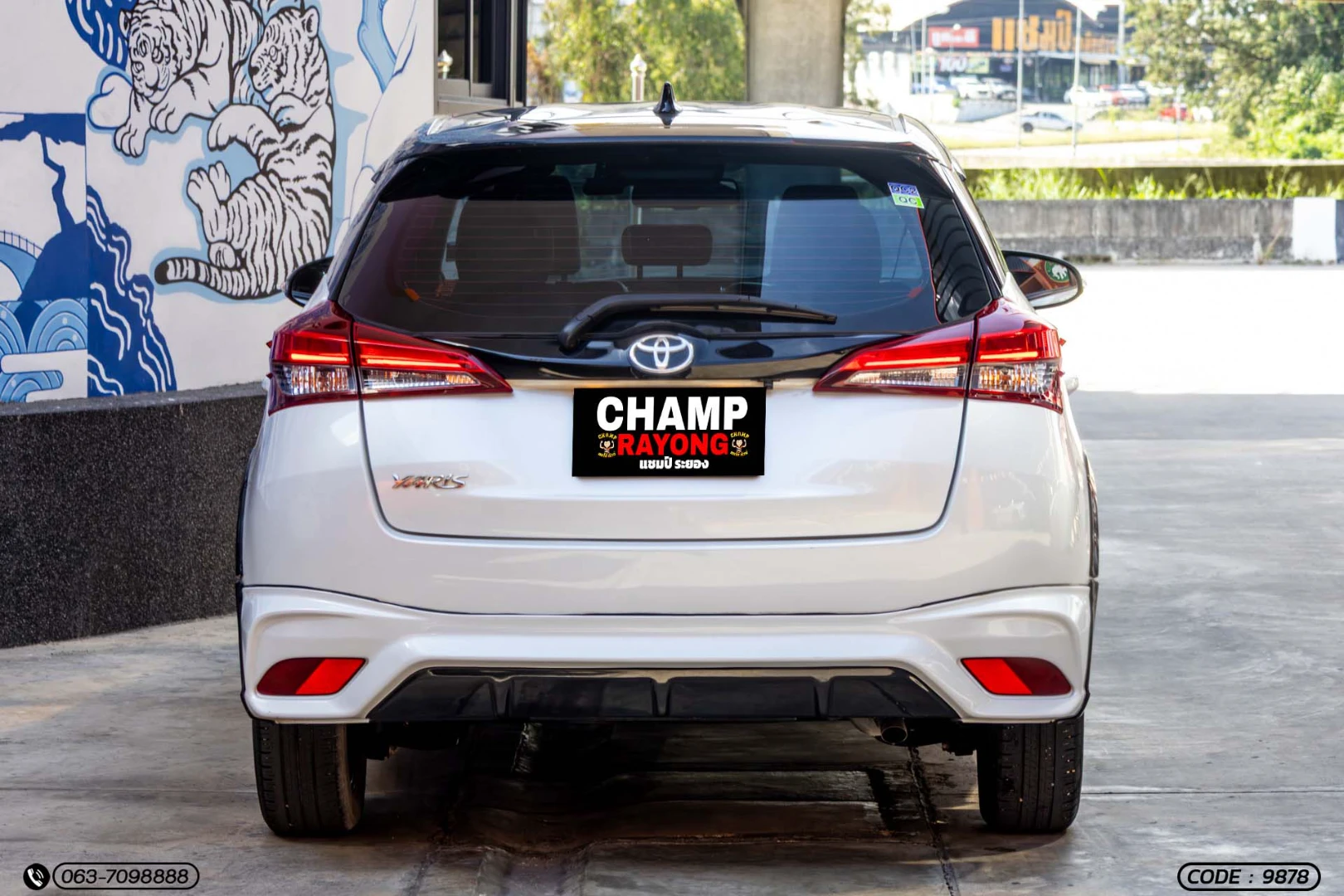 Toyota YARIS 1.2 SPORT PREMIUM (MY20) - ภาพย่อที่ 8