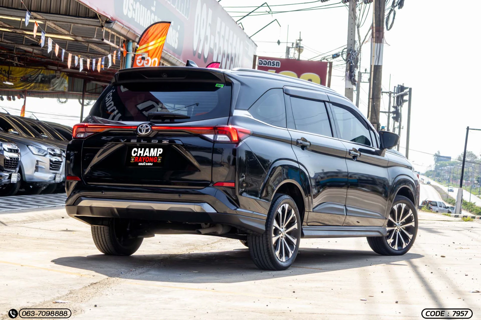 Toyota VELOZ 1.5 PREMIUM - ภาพย่อที่ 8