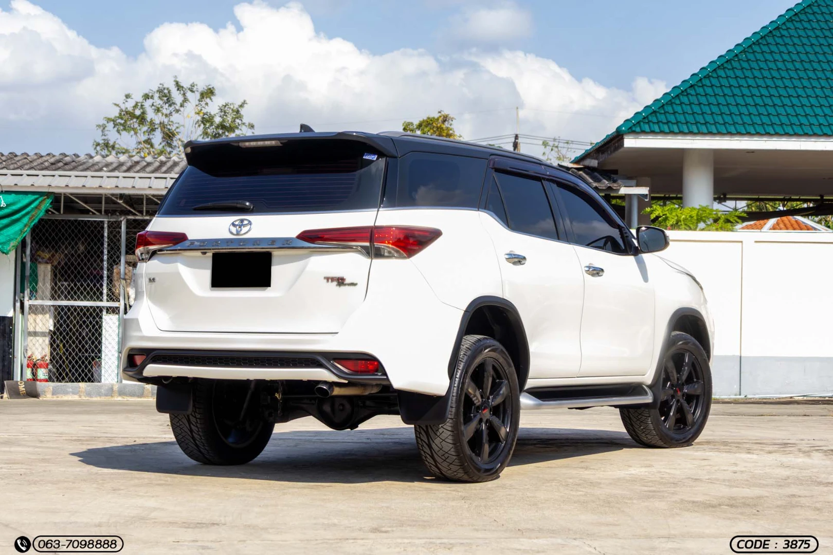 Toyota FORTUNER 2.8 V TRD SPORTIVO II (MY15) (MNC) - ภาพย่อที่ 8