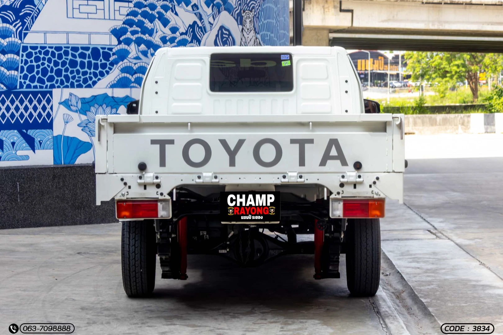 Toyota HILUX CHAMP 2.4 LWB C&C - ภาพย่อที่ 8