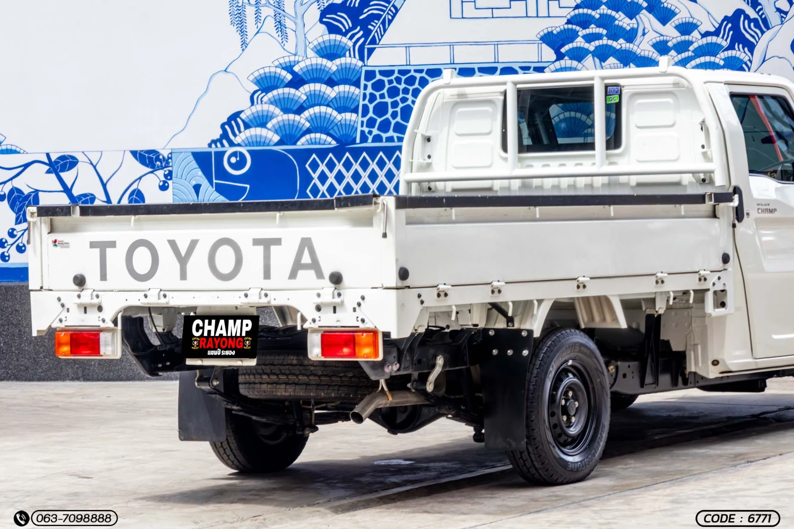 Toyota HILUX CHAMP 2.4 LWB C&C - ภาพย่อที่ 8