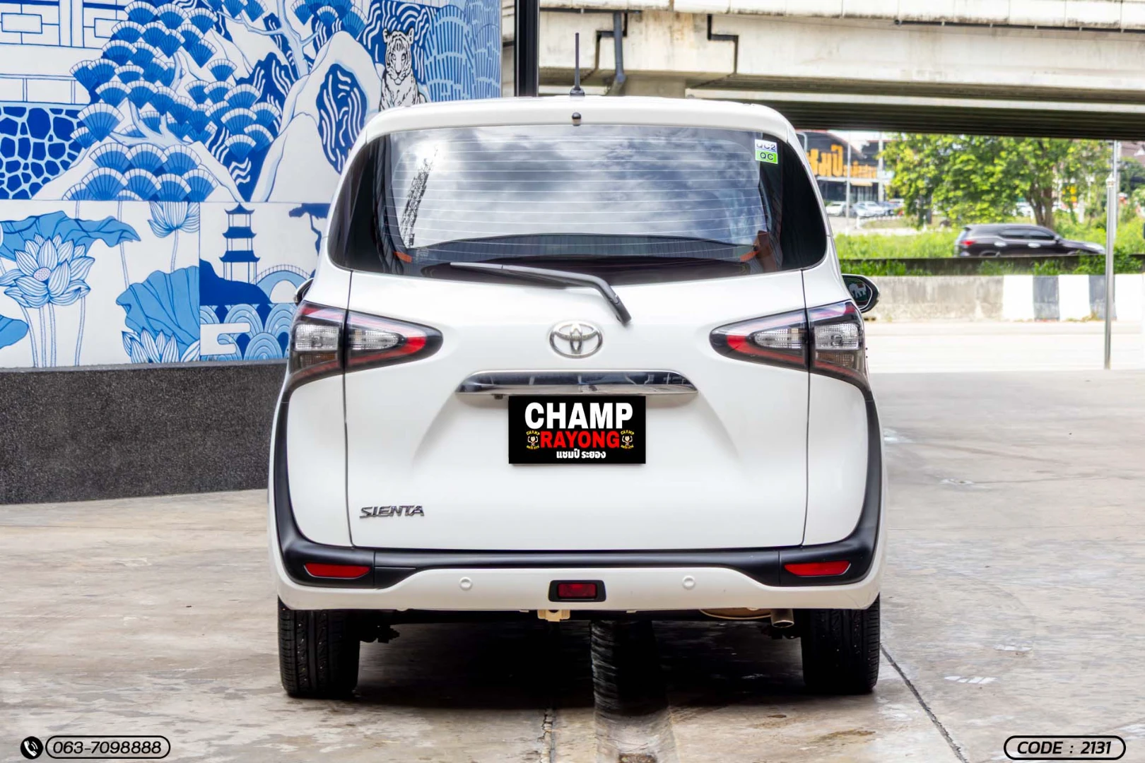Toyota SIENTA 1.5 V - ภาพย่อที่ 8