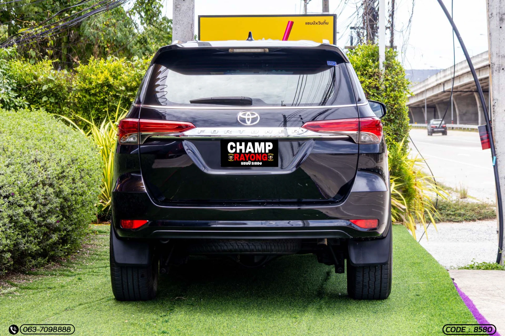 Toyota FORTUNER 2.4 V (MY15) (MNC) - ภาพย่อที่ 8