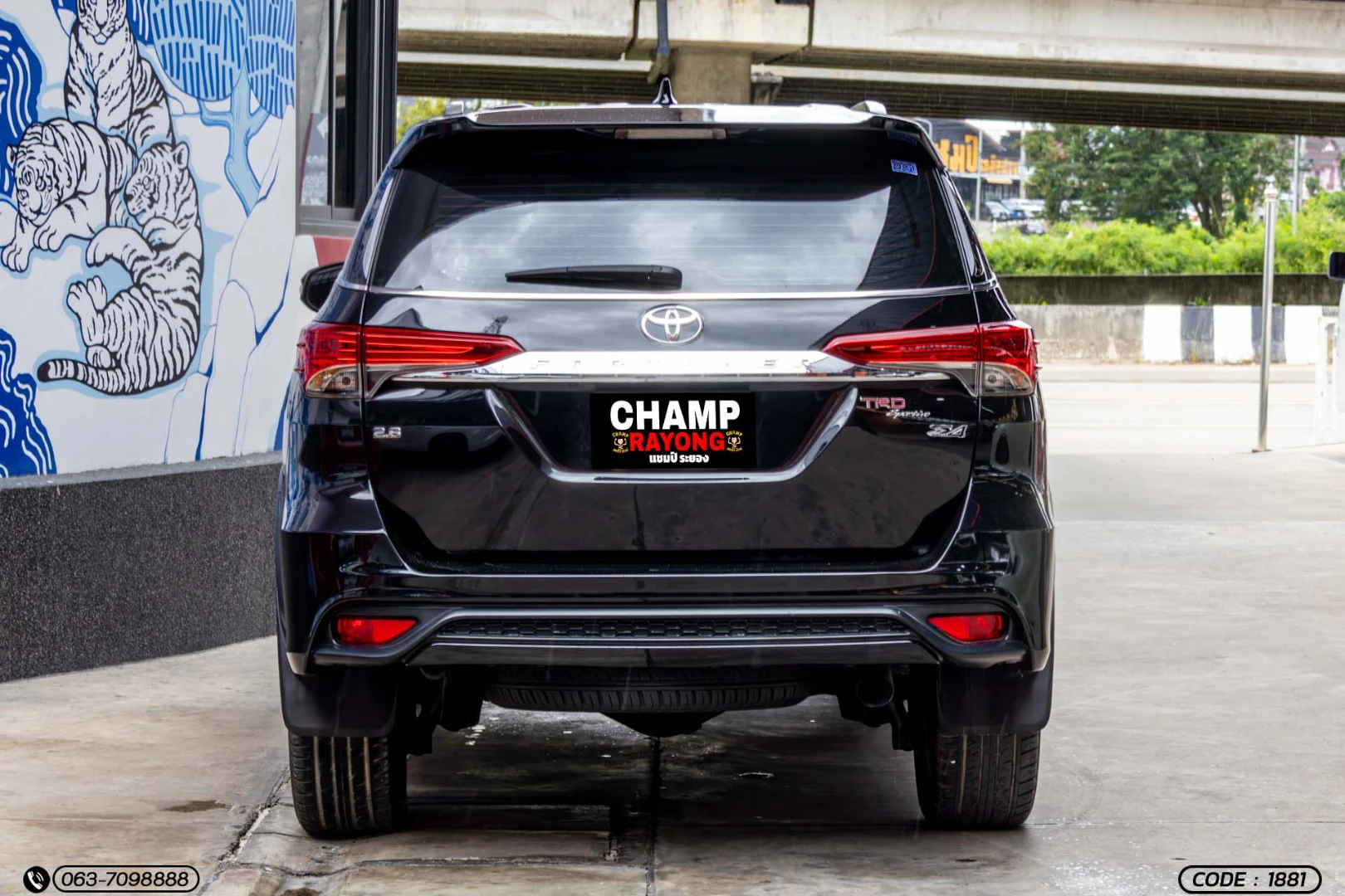 Toyota FORTUNER 2.8 V TRD SPORTIVO 4WD (MY15) (MNC) - ภาพย่อที่ 8