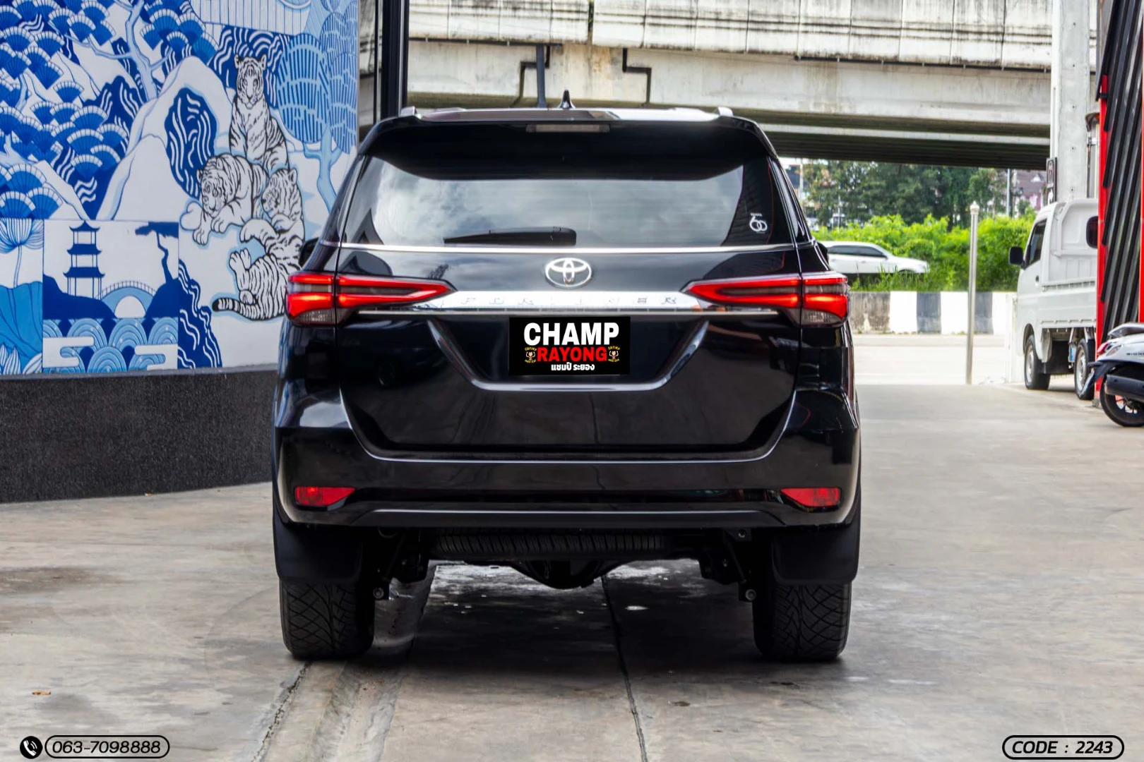 Toyota FORTUNER 2.4 V (MY20) - ภาพย่อที่ 8
